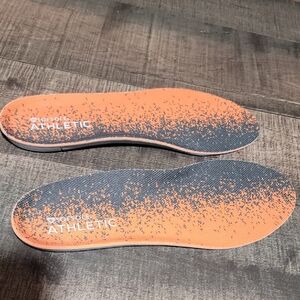 Sofsole ATHLETIC Women's Shoe Insoles - Black and Orange